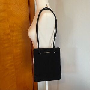 NINE WEST VINTAGE STYLE BAG